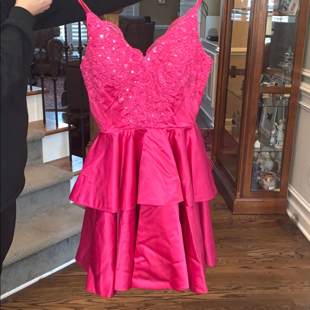 V Neck Spaghetti Straps Short Hoco Dress
